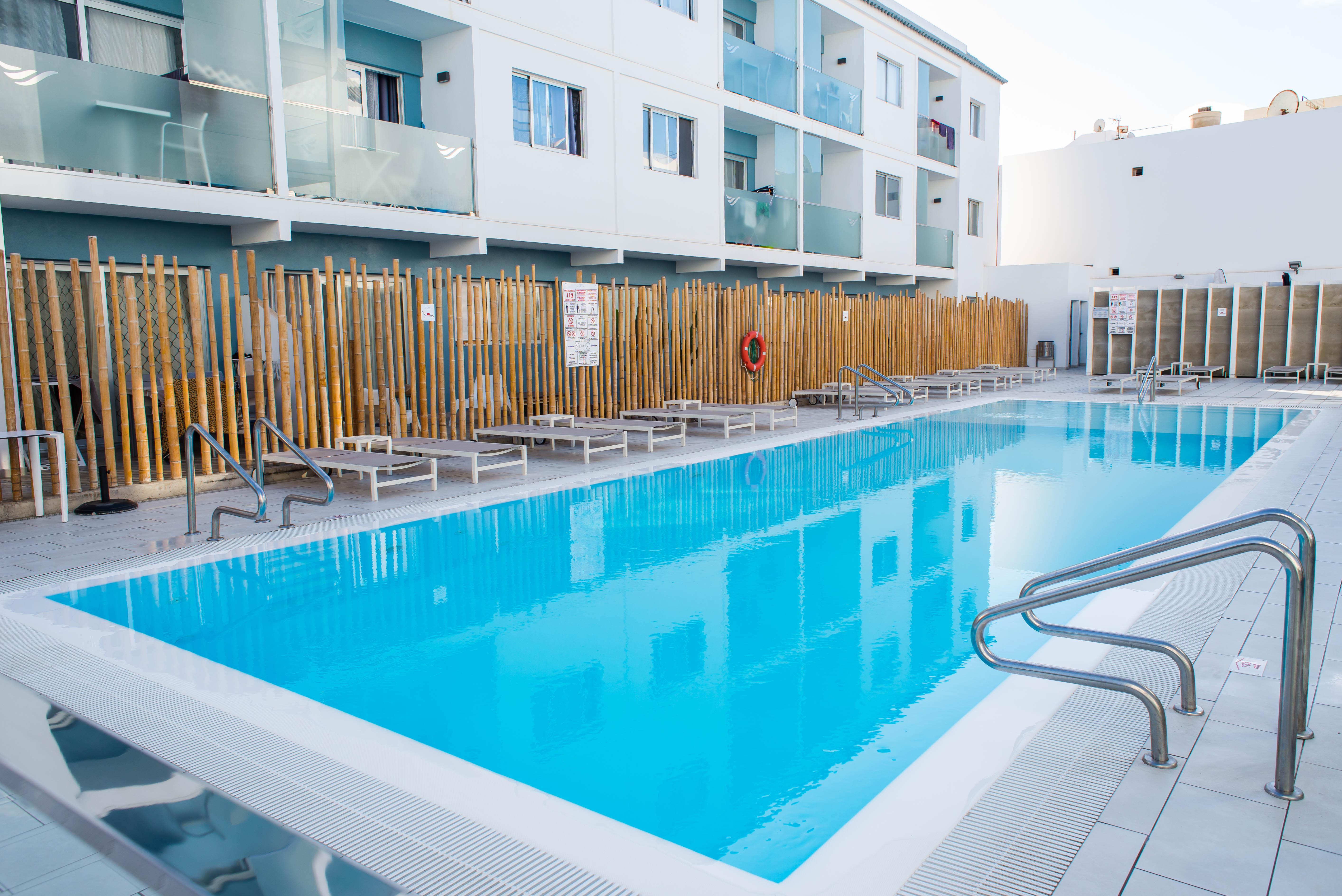 קורלחו Bristol Sunset Beach - Holiday Apartments מראה חיצוני תמונה